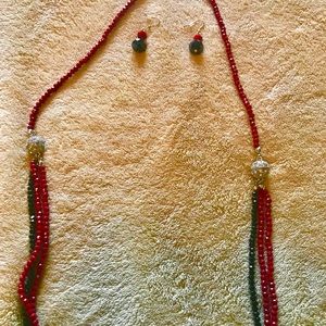Beautiful red and black faceted bead necklace set